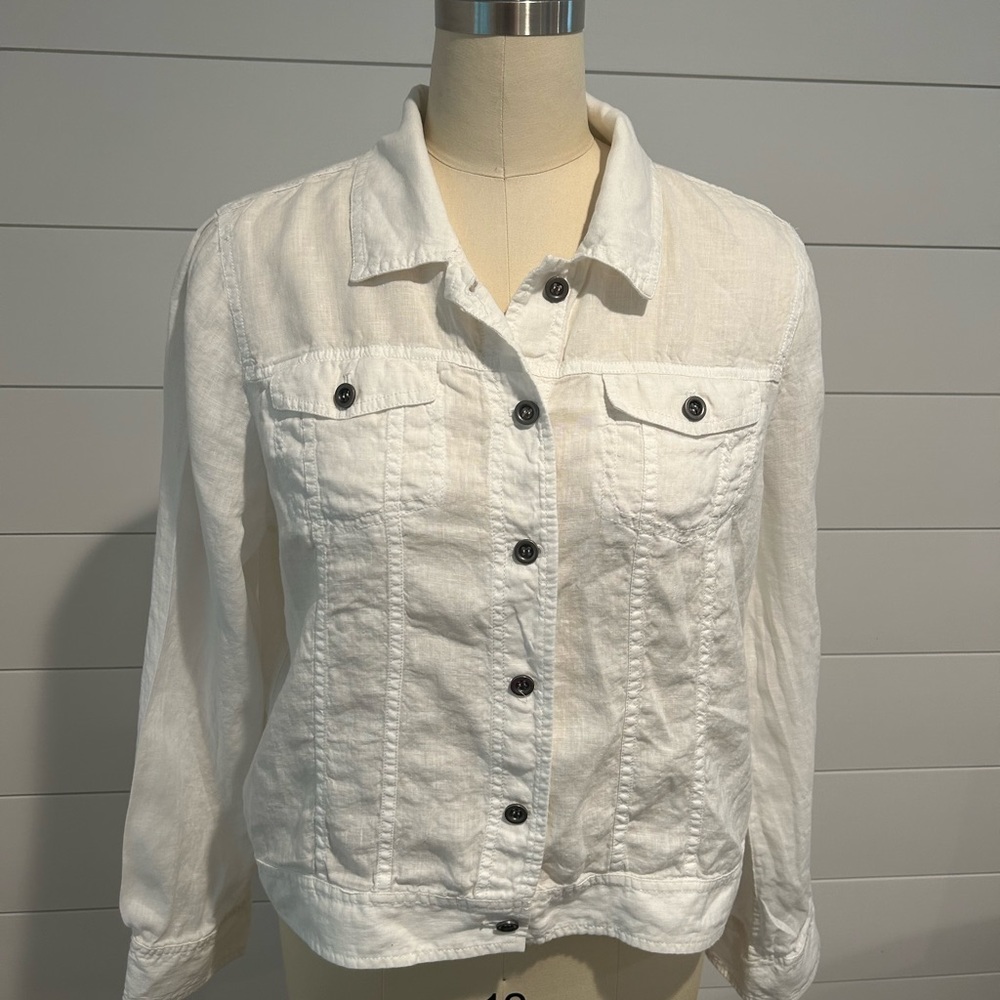 Eileen Fisher White Linen “denim style” Jacket